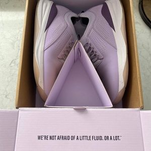 Clove Sneaker - Lavender Size 9